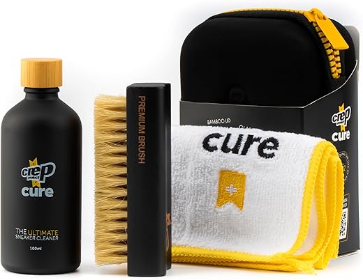 Crep Protect Kit de CURE - Kit de nettoyage de baskets haut de gamme, avec brosse, solution (100 ml), chiffon en microfibre et pochette réutilisable